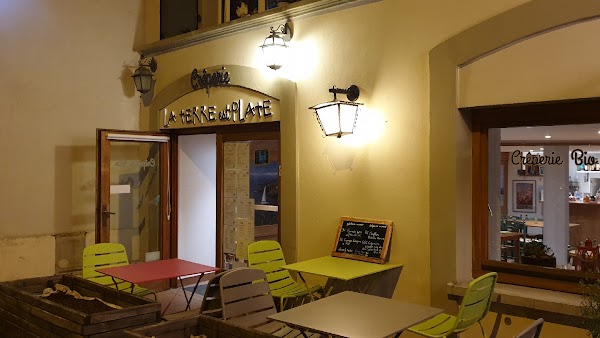 Restaurant La Terre est Plate à Mulhouse, France