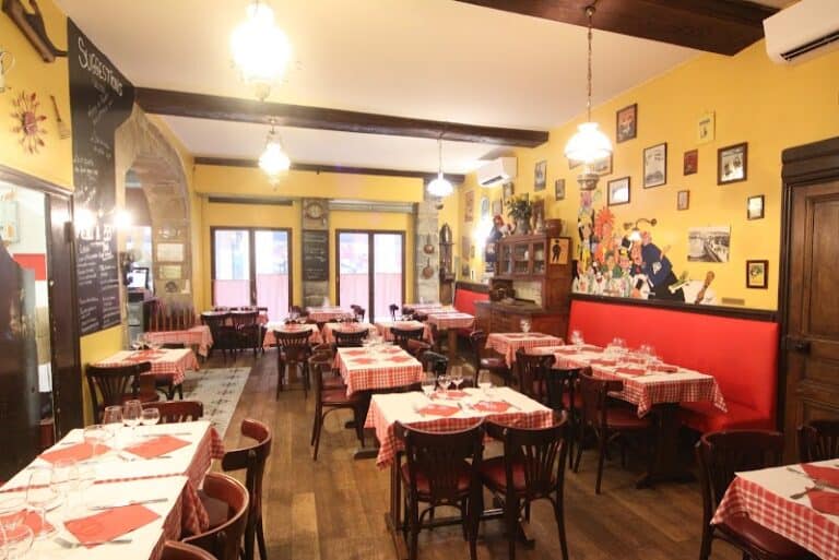 Restaurant La Tête De Lard à Lyon, France — photo 1