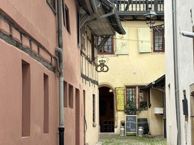Restaurant La Trot À Fromages à Eguisheim, France