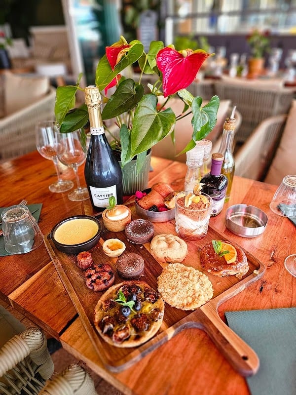 Restaurant LA VILLA MARINE à Saint-Cyr-sur-Mer, France