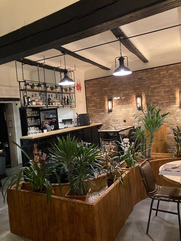 Restaurant L’Absolu à Brignoles, France