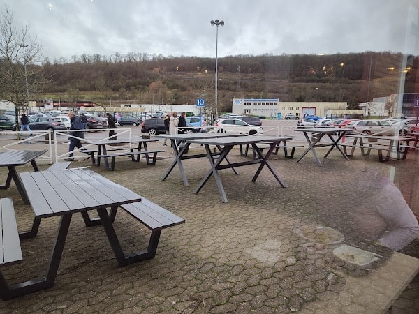 Restaurant lacafetrecord à Grosbliederstroff, France