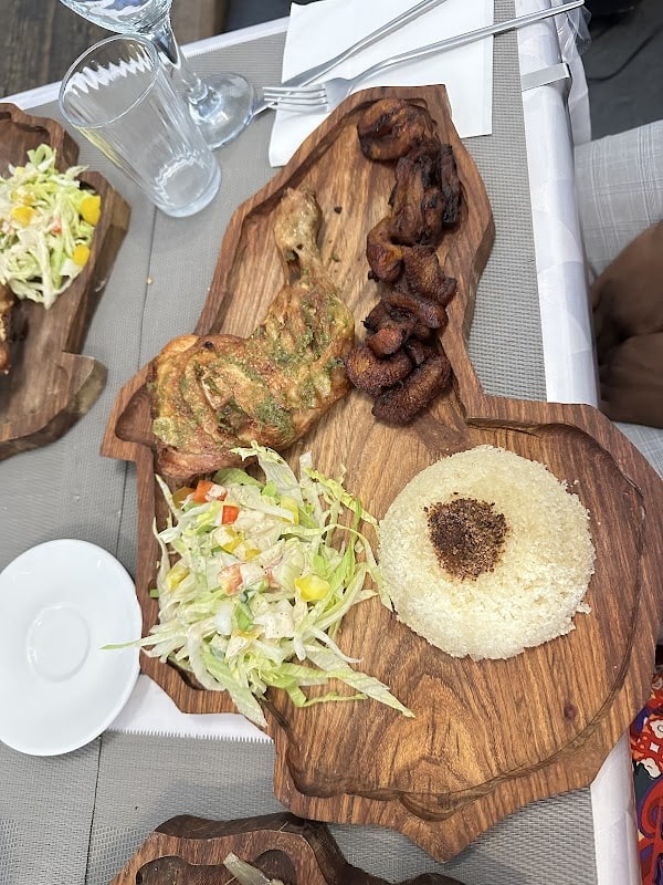 Restaurant L’ambassade Laval à Laval, France