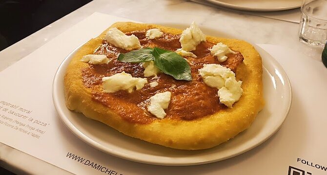 Restaurant L’Antica Pizzeria Da Michele à Paris, France