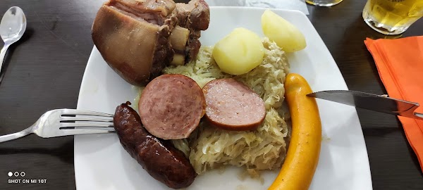 Restaurant L’Antre Nous à Saint-Sulpice-le-Guérétois, France