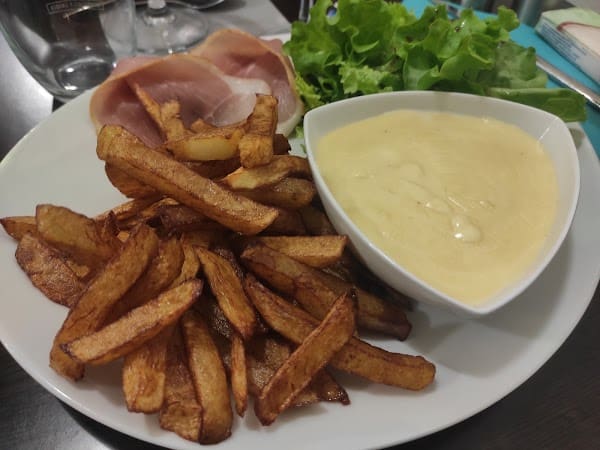 Restaurant L’Antre Nous à Saint-Sulpice-le-Guérétois, France