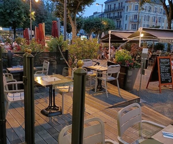 Restaurant L’ARBRE A PALABRES à Aix-les-Bains, France