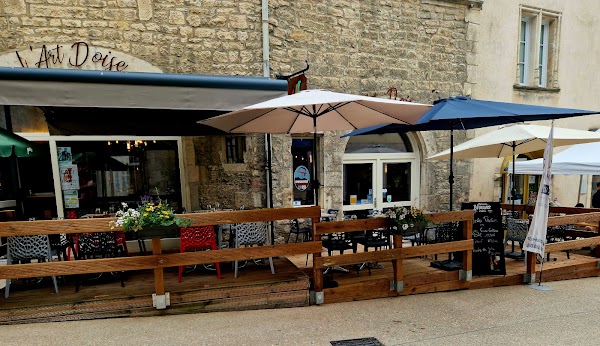 Restaurant L’Art’Doise – Cuisson sur pierre à Dole, France