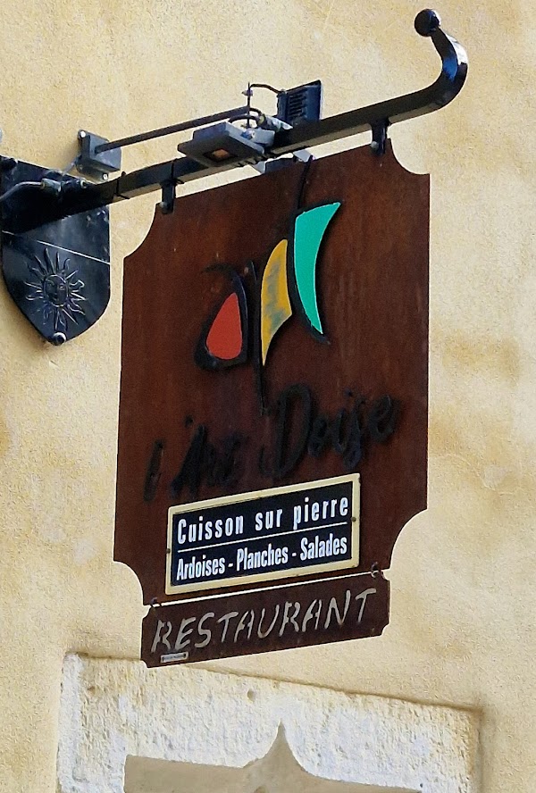 Restaurant L’Art’Doise – Cuisson sur pierre à Dole, France
