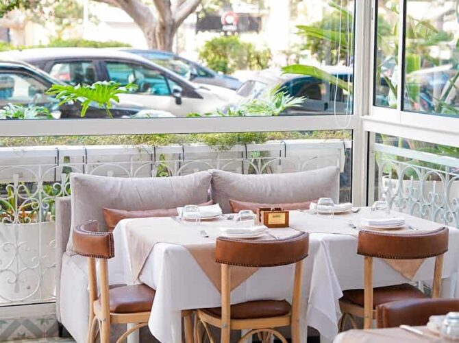 Restaurant Las Palmeras Casablanca à Dar-el-Beida, Maroc