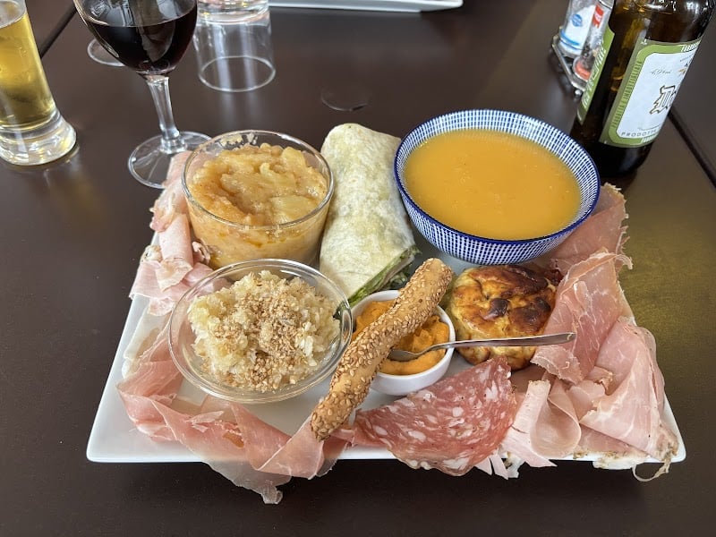 Restaurant l’assiette de l’épicerie à Léognan, France