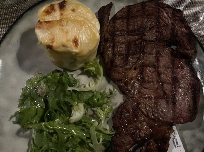 L’Atelier restaurant à Mantes-la-Jolie, France