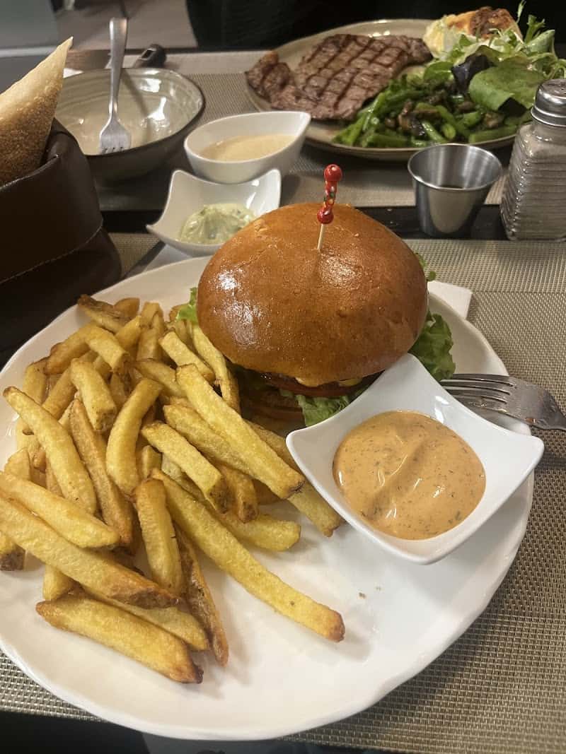 L’Atelier restaurant à Mantes-la-Jolie, France