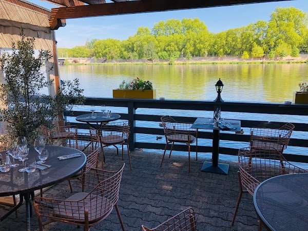 Restaurant L’atmosphère à Bellerive-sur-Allier, France