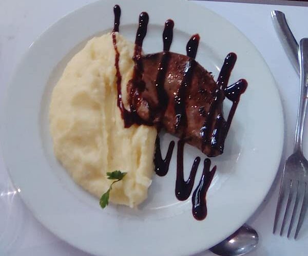 Restaurant L’Auberge des garennes à Aurillac, France