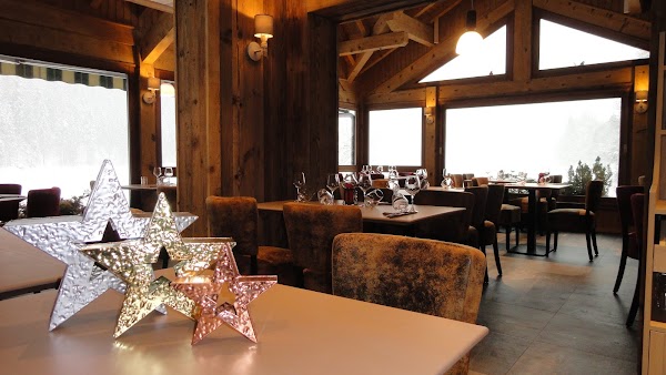 Restaurant L’Auberge, Du Bout Du Lac de Montriond à Montriond, France