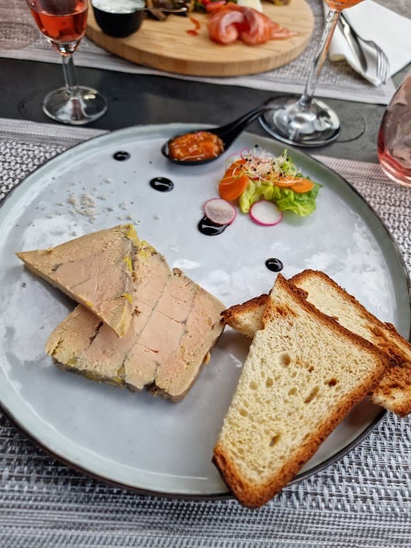 Restaurant L’Auberge du Vieux Pavé à Montceaux-lès-Meaux, France