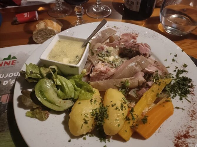 Restaurant L’Austrasius à Beaulieu-en-Argonne, France