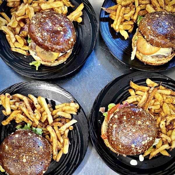 Restaurant L’Authentique Burger à Auxerre, France