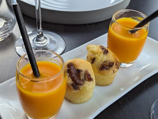 Restaurant L’Autre Rive à Saint-Laurent-sur-Saône, France