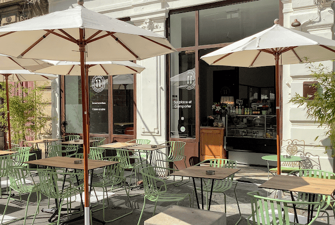 Restaurant LE 11 à Sète, France