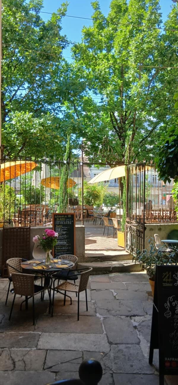 Restaurant Le 14 à Lons-le-Saunier, France