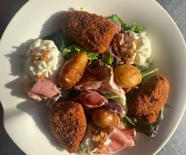 Restaurant Le 18 B à La Roche-sur-Yon, France