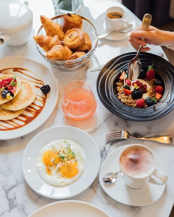 Le 85 Restaurant & Bar à Enghien-les-Bains, France