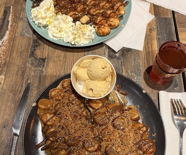 Restaurant LE BAR À DESSERT VÉNISSIEUX à Vénissieux, France