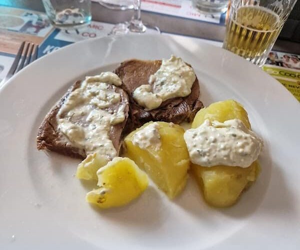 Restaurant Le Bar Du Dépôt à Nevers, France