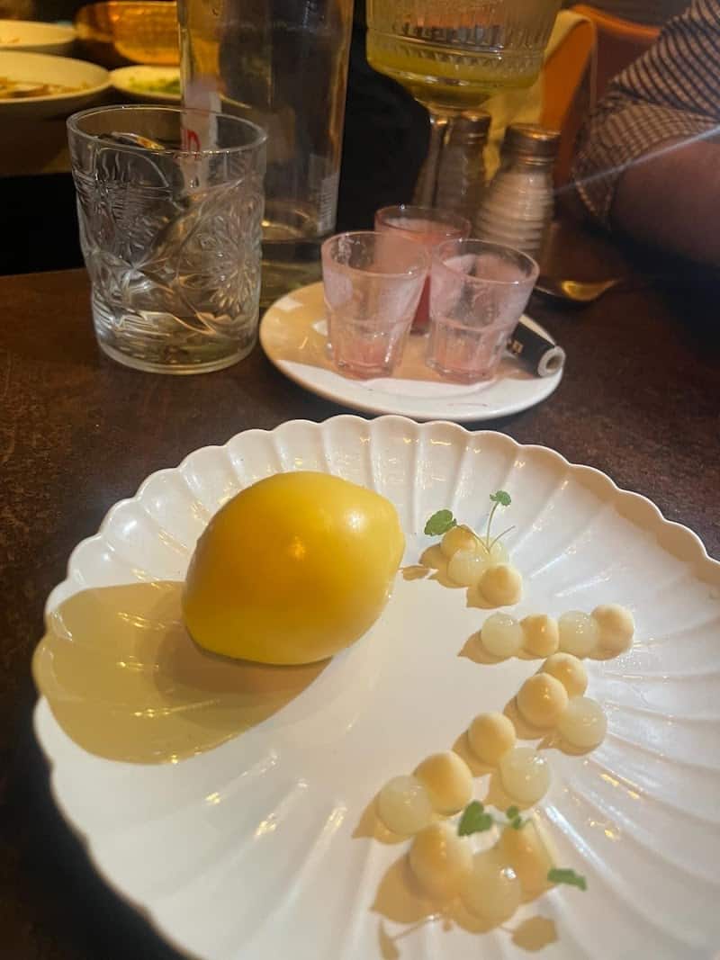 Restaurant Le Bazar à Levallois-Perret, France