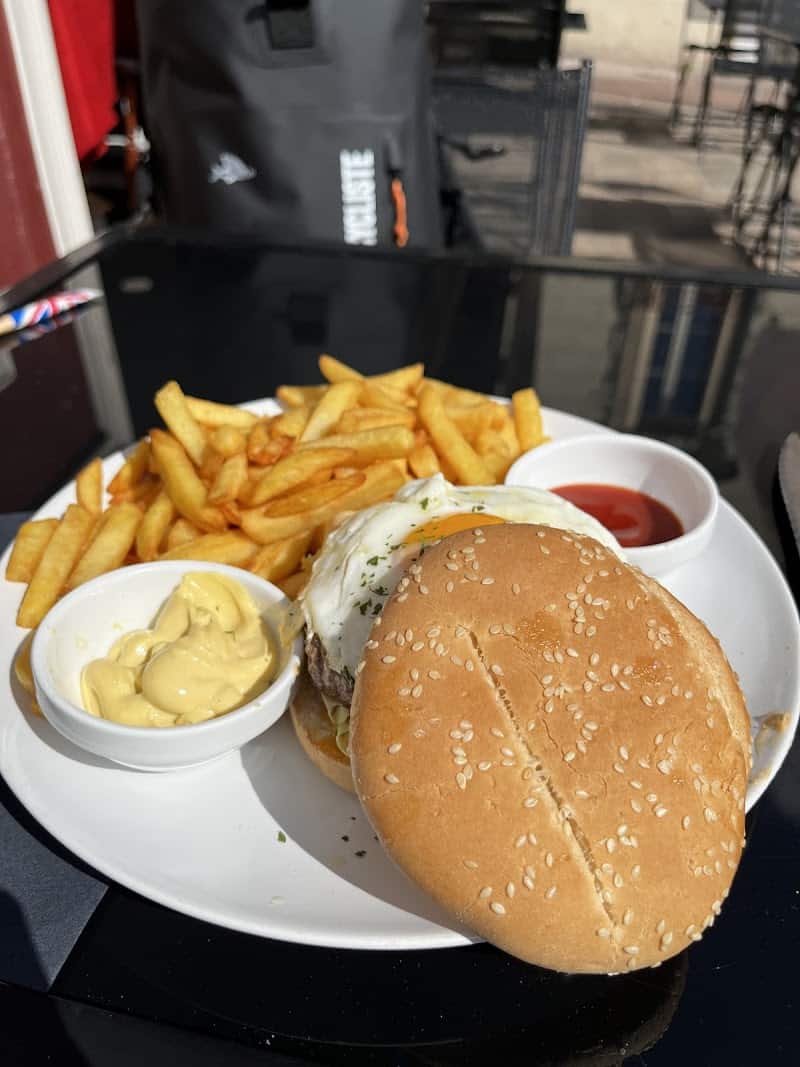 Restaurant Le Bellevue à Corbeil-Essonnes, France