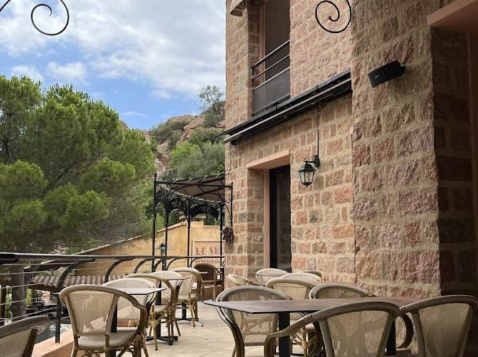 Restaurant Le Belvédère à Porto Ota, France