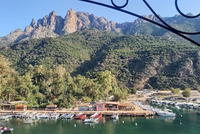 Restaurant Le Belvédère à Porto Ota, France