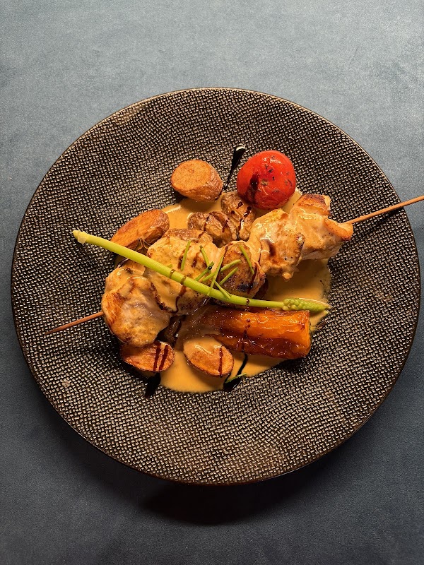 Restaurant Le BHV • Bistronomie à Eaubonne, France