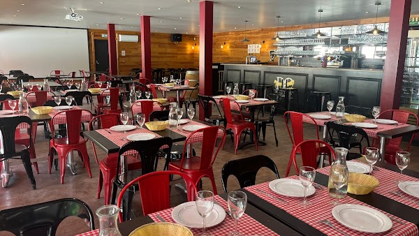 Restaurant Le Bistro d’Edouard à Saint-Genès-de-Lombaud, France