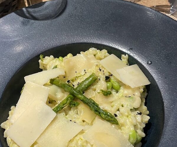 Restaurant Le Bistro Des Halles à Chartres, France