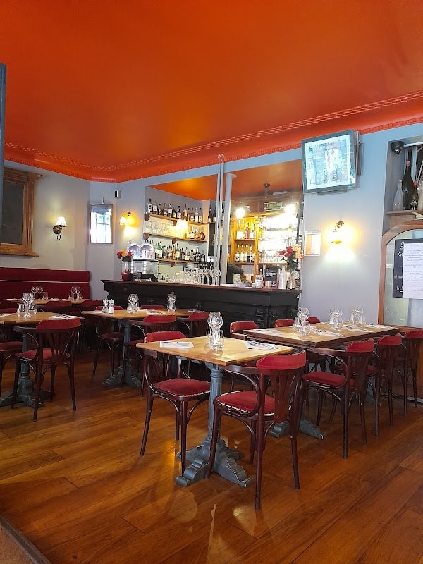 Restaurant Le Bistrot 9 à Fontainebleau, France