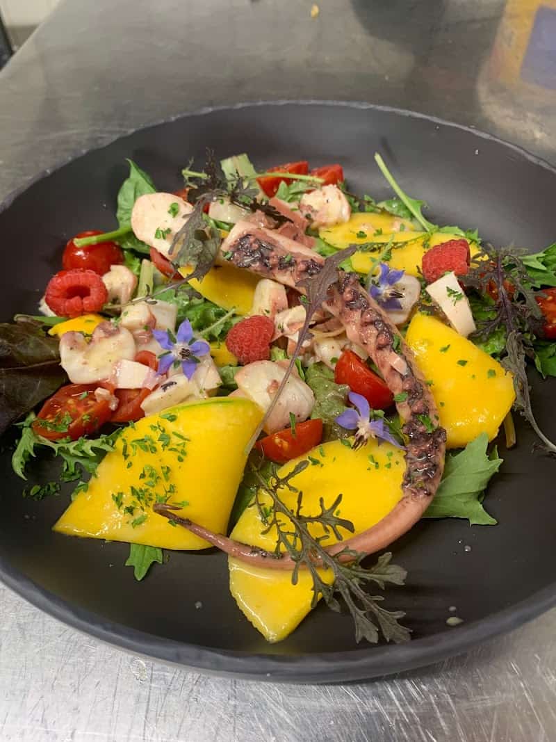 Restaurant LE BISTROT DE CHATEAUNEUF à Orange, France