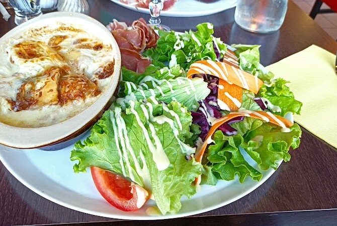 Restaurant Le Bistrot Des Marais à La Mure, France