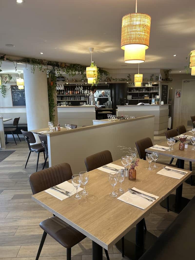 Restaurant Le Bistrot du Port à Dives-sur-Mer, France