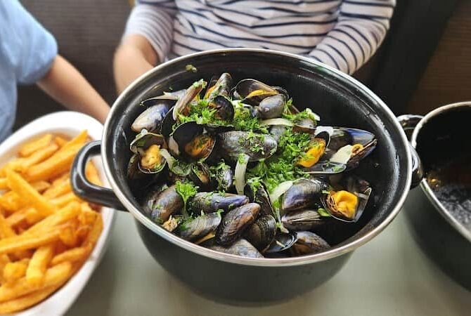 Restaurant Le Bistrot du Port à Dives-sur-Mer, France