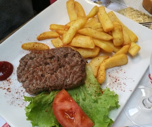 Restaurant Le Bon Coin à Chenôve, France
