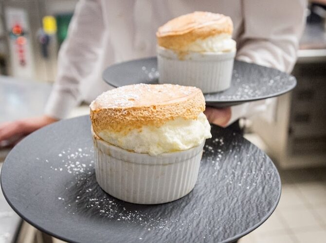 Restaurant Le Bouche à Oreille à Cabourg, France