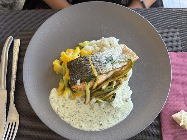 Restaurant Le Bouchon Gaillard à Brive-la-Gaillarde, France