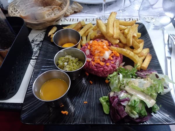 Restaurant Le Bouillon Auxerrois à Auxerre, France