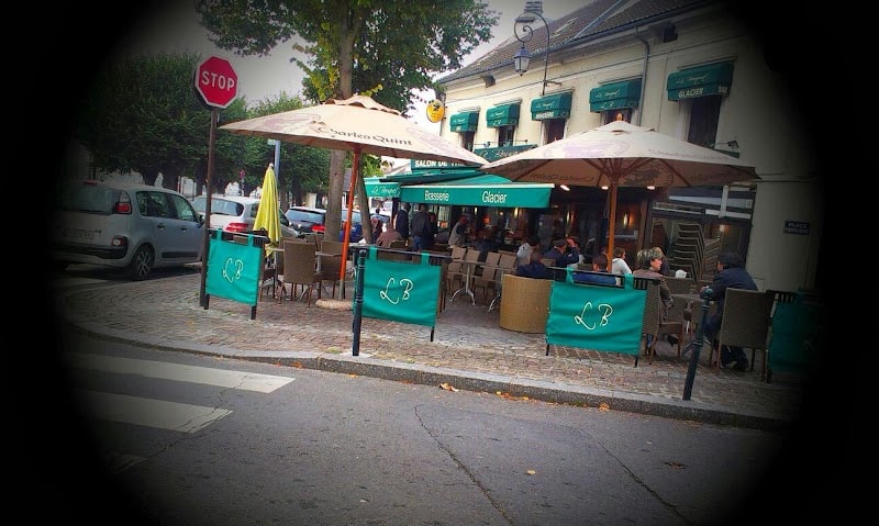 Restaurant Le Bouquet. à Conflans-Sainte-Honorine, France