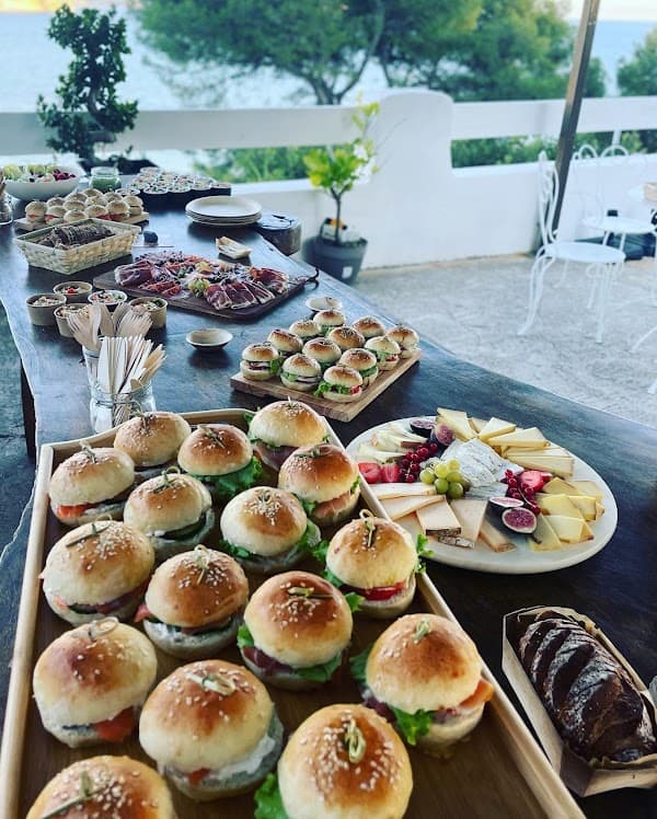 Restaurant LE BRUNCH DE PAOLA à Saint-Cyr-sur-Mer, France