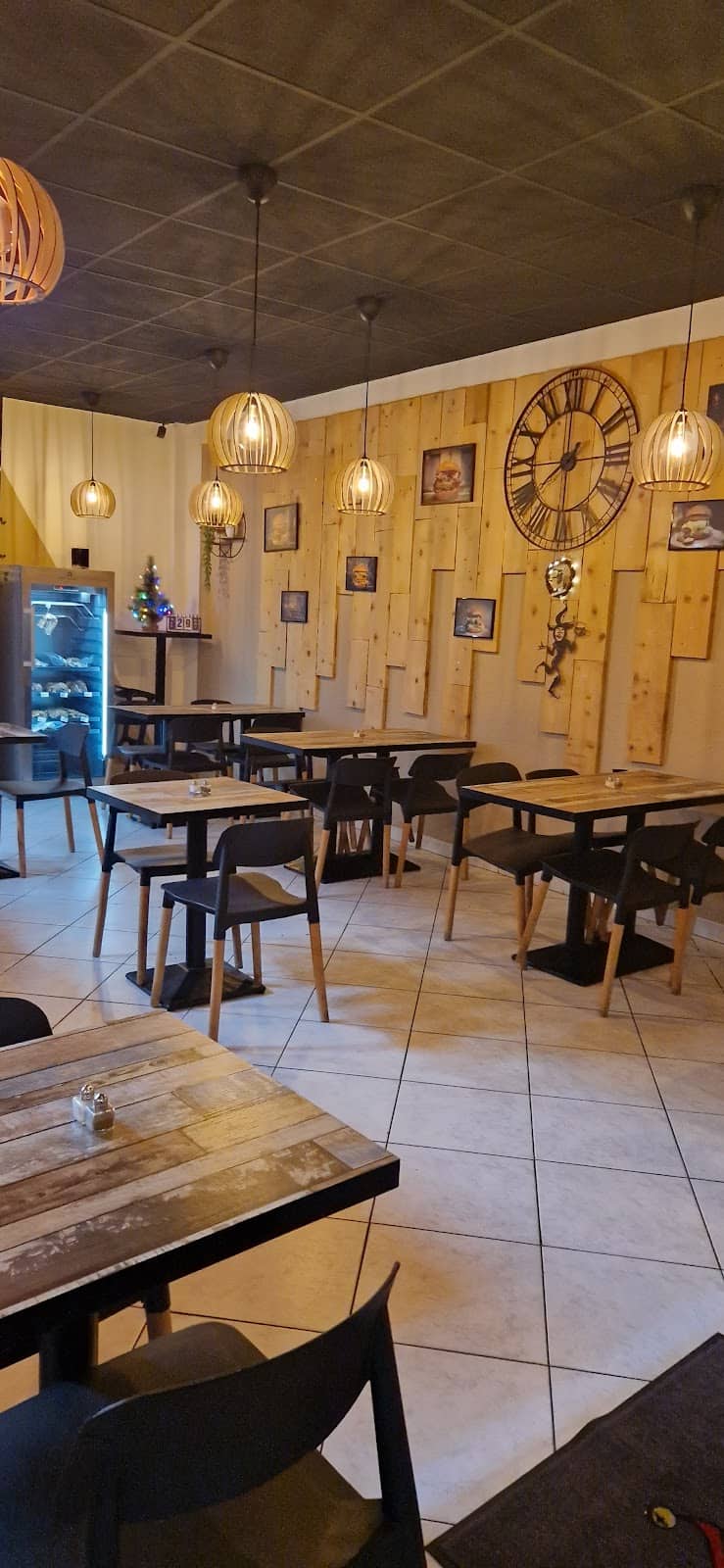 Restaurant Le Burger Fou La Londe-les-Maures à La Londe-les-Maures, France
