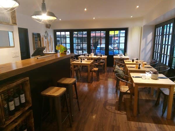 Restaurant Le Cabanon à Saint-Jean-d'Angély, France